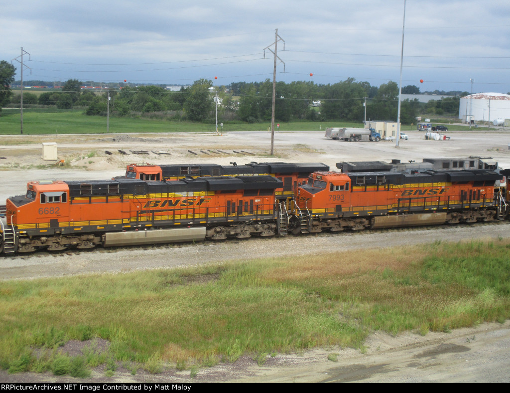 BNSF 6682